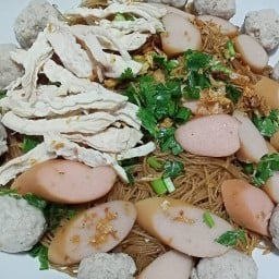 หมี่คลุกแม่จำเรียง