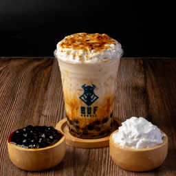 นมฮอกไกโดไข่มุกวิปมูสเบิร์นไฟ