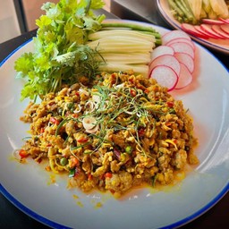 คั่วกลิ้งหมูเป็นกับข้าว