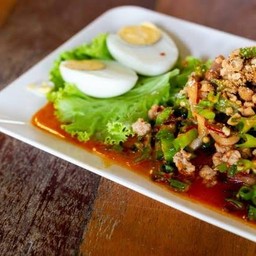 ยำถั่วพลู