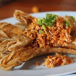 ปลาเนื้ออ่อนทอดกระเทียม