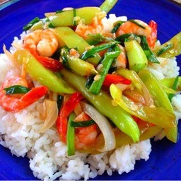 ข้าวราดผัดพริก กุ้งสด