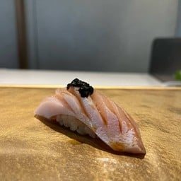 Hamachi Sushi