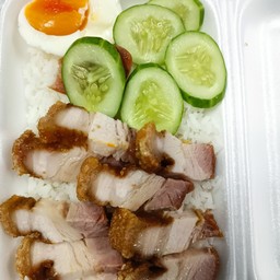 ข้าวหมูกรอบ