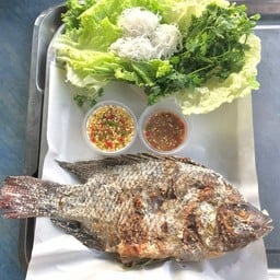 ป้าอ้วนปลาเผา