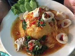 ข้าวไข่ข้นซีฟู้ดคั่วพริกเกลือ