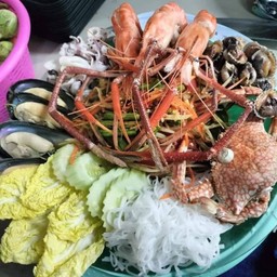 ตำถาดไทย ทะเลแตก