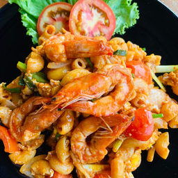 มักกะโรนีผัดกุ้ง