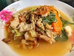 ราดหน้าไก่