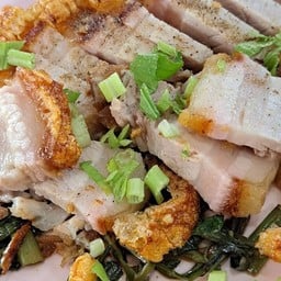 หมูกรอบ