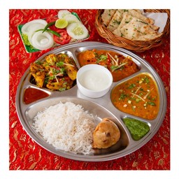 Veg Thali เซ็ตเมนูเจ