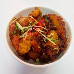 Aloo Ghobi  ผัดมันฝรั่งดอกกะหล่ำเปรี้ยวหวาน