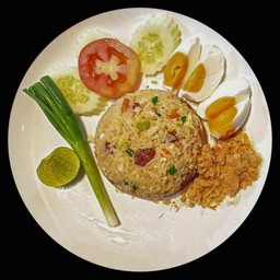 ข้าวผัดกุนเชียงไข่เค็ม