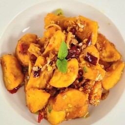 เต้าหู้ไข่คั่วพริกเกลือ ข้าวสวย