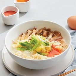 สุกี้เห็ด3อย่าง น้ำ (Thai style suki with 3 kind of mushrooms with soup)