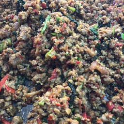 กระเพราหมูสับ(สตรูแม่ไก่)