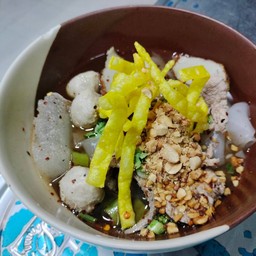 ติมนม เตี๋ยวเรือต้มยำจัมโบ้ เตี๋ยวเรือต้มยำจัมโบ้