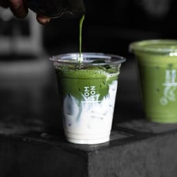 iced matcha latte