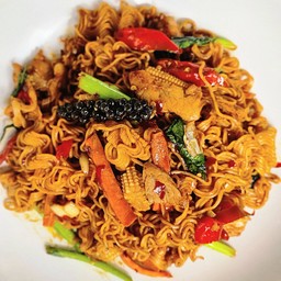 มาม่าผัดขี้เมา