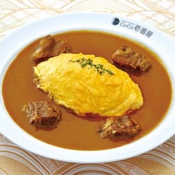 ข้าวแกงกะหรี่หน้าไข่ เนื้อวัว