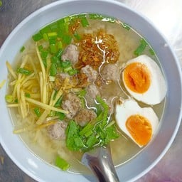 โจ๊ก มิ้ว เกาเหลา หมูข้าวต้มปลา (ตลาดเซฟเซ็นเตอร์)