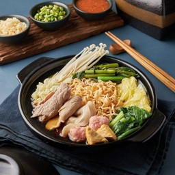 ก๋วยเตี๋ยวชาบูน้ำดำหมูพร้อมทาน