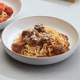 มีทบอลเนื้อซอสเกรวีไวน์ขาว