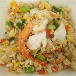 ข้าวผัดทะเล