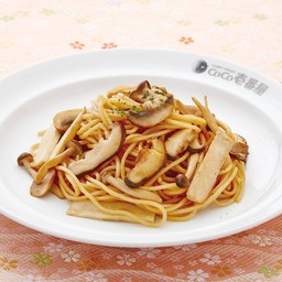 สปาเก็ตตี้เห็ดสไตล์ญี่ปุ่น