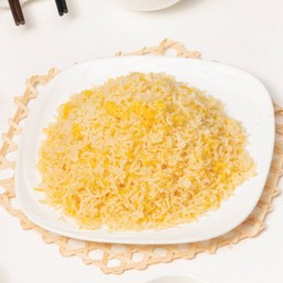 ข้าวผัดไข่ทองคำ (M)