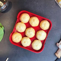 ลูกชิ้นชีสลาวา