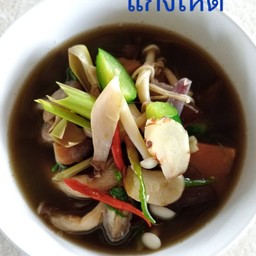 แกงเห็ดรวม