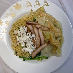 บะหมี่ เกี๊ยวกุ้ง หมูแดง+ปู