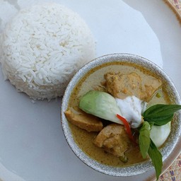 แกงเขียวหวานไก่ชิ้น