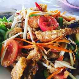 ตำแคปหมู+ขนมจีน+น้ำเปล่า