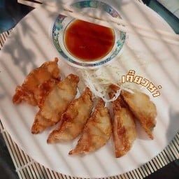 กินเพลิน (เกี๊ยวซ่า น้ำผลไม้ปั่น ชาไทย โกโก้) - ประชาสงเคราะห์28