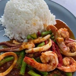 โคตรกระเพรา (อาหารตามสั่ง)