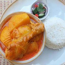 แกงกะหรี่ไก่(สไตล์ไทย)