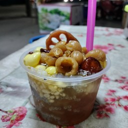 เต้าทึง น้ำลำไย พร้อมน้ำแข็ง)