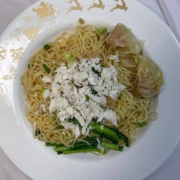 บะหมี่ เกี๊ยวหมู ปู
