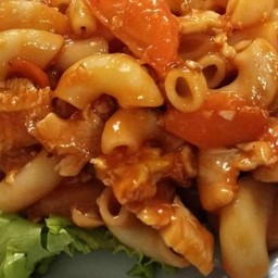 มักโรนีซอสหมู,ไก่