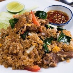 ข้าวผัดรถไฟ