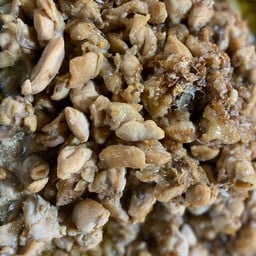 ข้าวแกงคนอ้วน ตลาดเจริญสุข