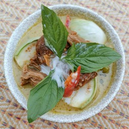 แกงเขียวหวานหมูตุ๋น(กับข้าว)