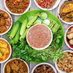แกงใต้รสเด็ด ต้มเลือดหมู หน้าโรงพยาบาลบางใหญ่ฝั่งก๋วยเ ตี๋ยวเรือ