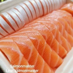 06 Salmon sashimi 500 กรัม