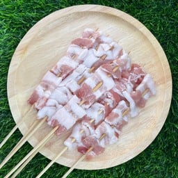 หอมชา (หม่าล่า ชาบู นมปั่น ปังปิ้ง)