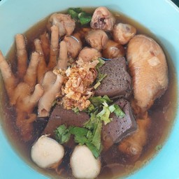 ก๋วยเตี๋ยวไก่มะระ  หม่าล่า