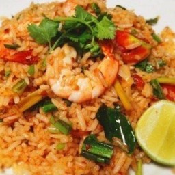 ข้าวผัดต้มยำทะเล