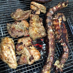 หมูย่างเท็นไซ สันติธรรม